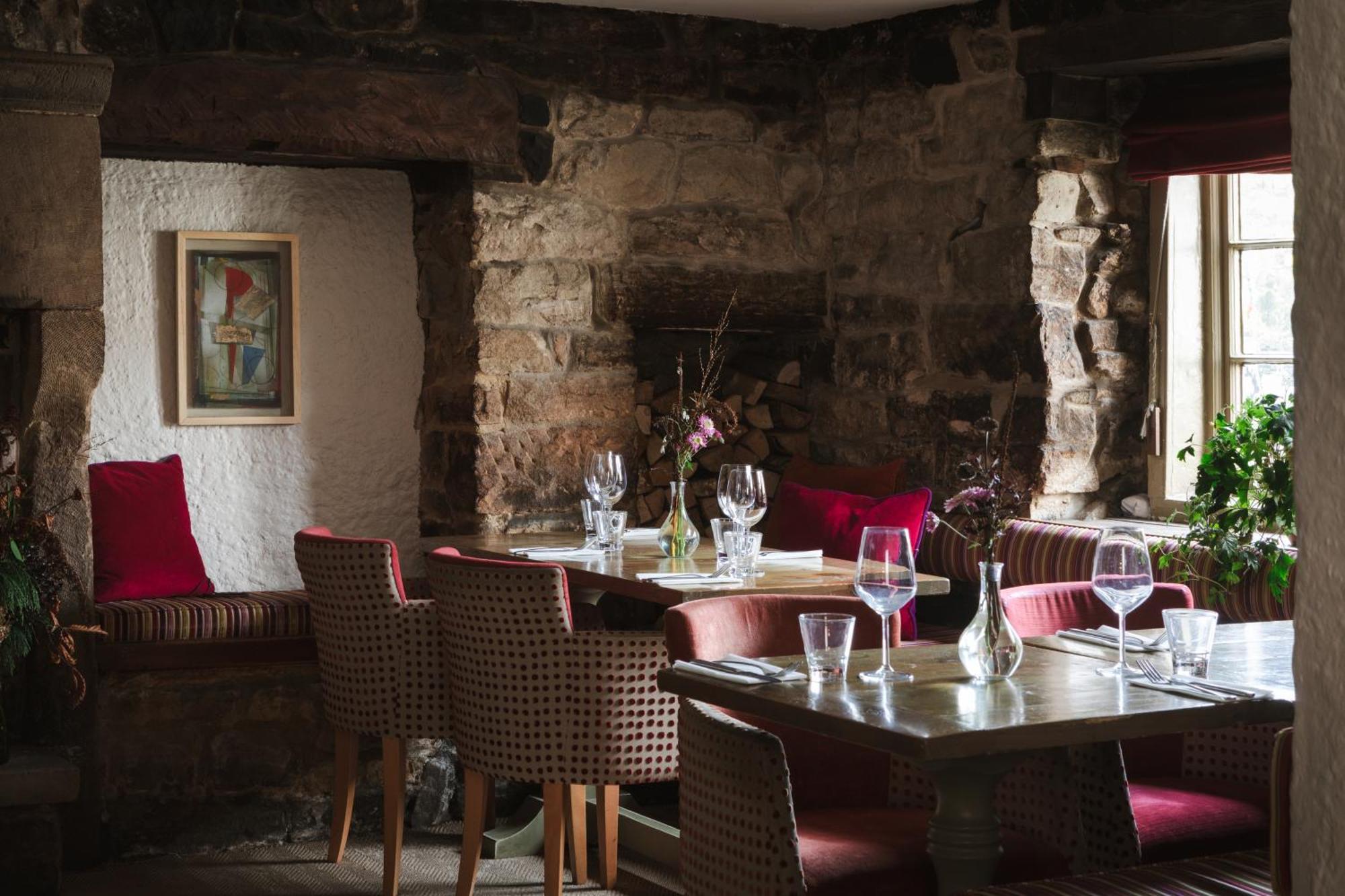 The Beeley Inn - Chatsworth Exterior photo